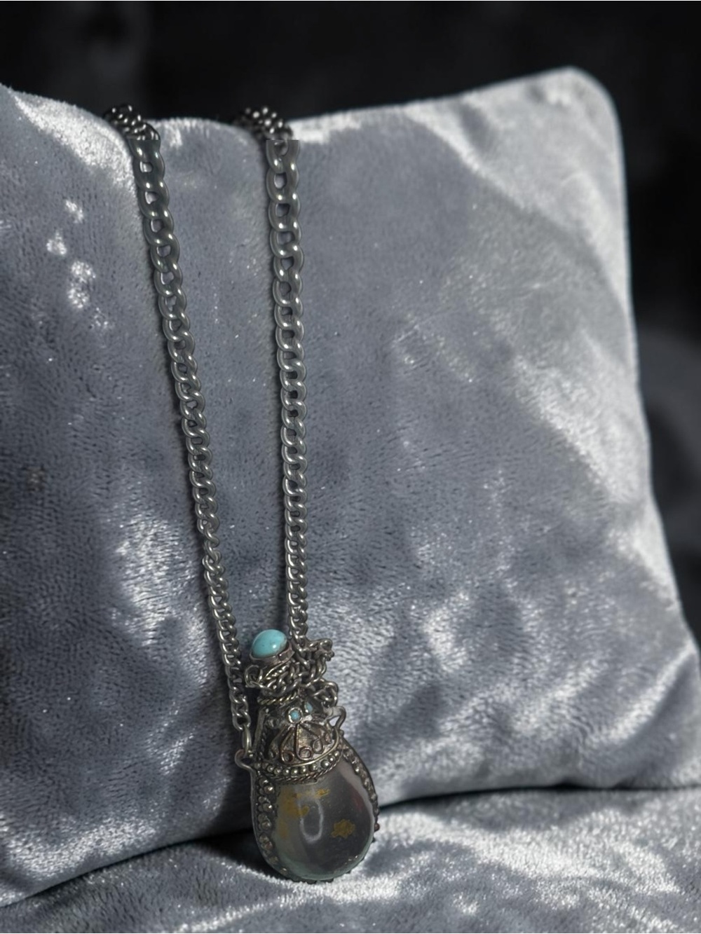 Vintage Ornate Perfume Bottle Pendant Necklace Turquoise Accent Silver Tone - Picture 4 of 6